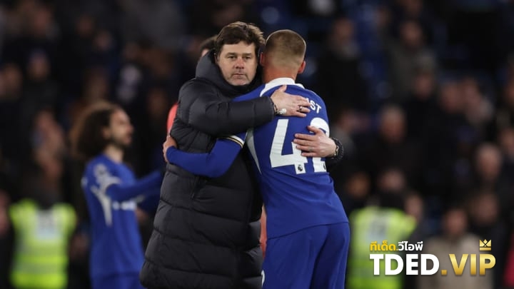 Mauricio Pochettino, Alfie Gilchrist