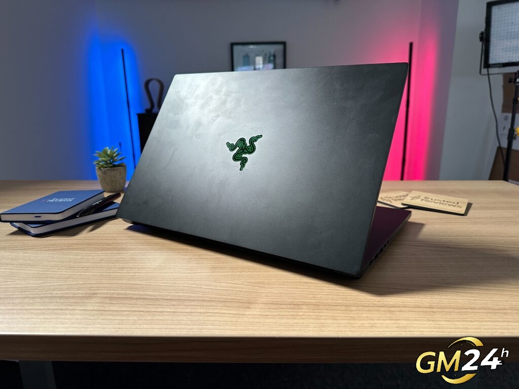 กลับ - Razer Blade 16 (2023)